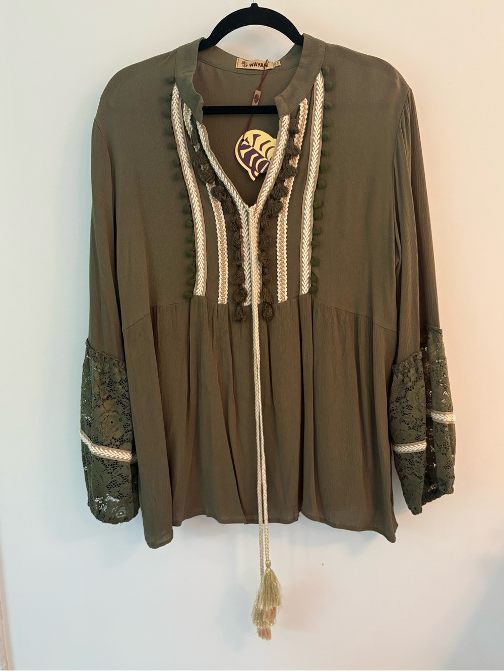 WAYAN Olive Green Boho Embroidered Peasant Blouse NWT